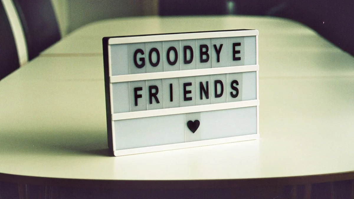 Barclays' FX options traders keep moving on, but hey