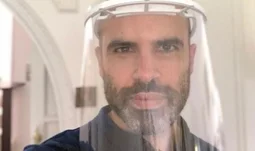 An electronic trading MD is creating visors for COVID-19 medics