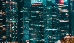 Standard Chartered “pays up” amid “price war” in Singapore, HK