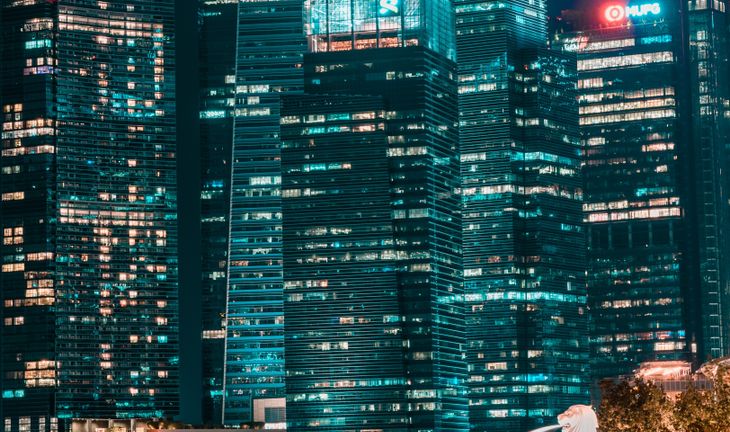 Standard Chartered leads Singapore cyber hiring boom as salaries rise 35%