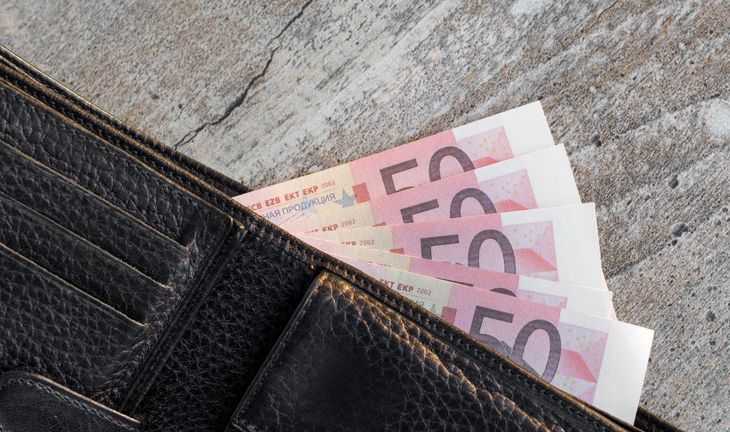 Salaries and bonuses for top risktakers at Barclays, Deutsche Bank, UBS, and others
