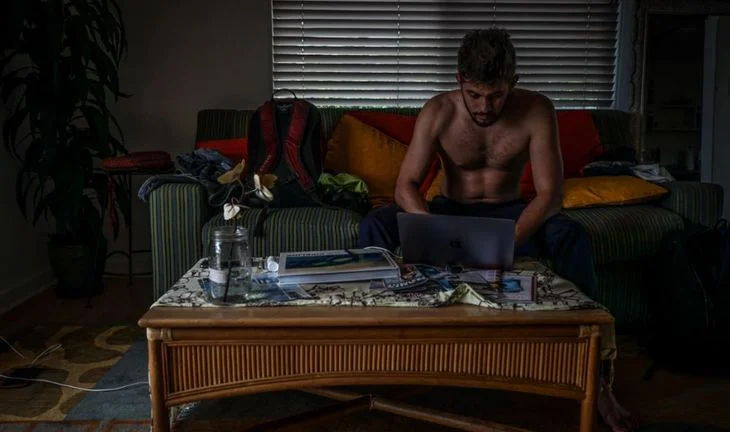 Sleeping more, working more, drinking more: bankers on WFH