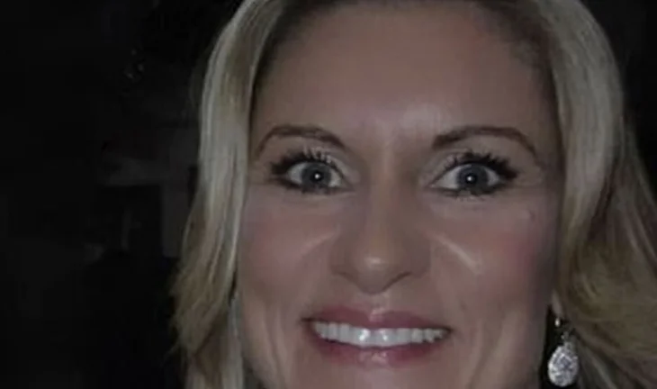  Female banker told she cannot have £320k a year despite no longer working