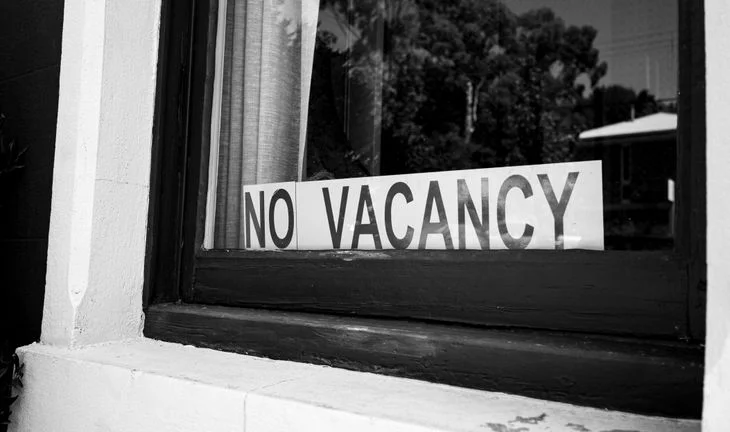 How 40-year-old bankers in Singapore and Hong Kong fail to get jobs