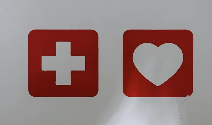 first aid signs 