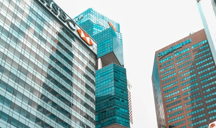 The mood is “bad” but we’re not leaving: HSBC Singapore bankers discuss bonus cuts