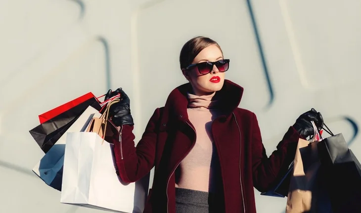 Why bankers shouldn’t splurge after getting their bonuses
