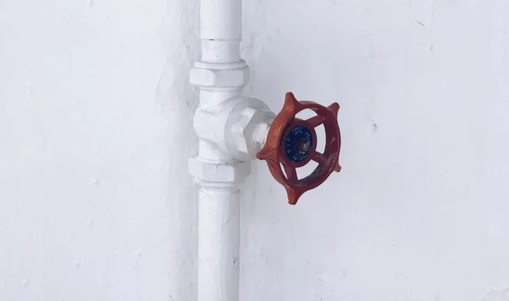Did Goldman Sachs' commodities business lose money in the last quarter?