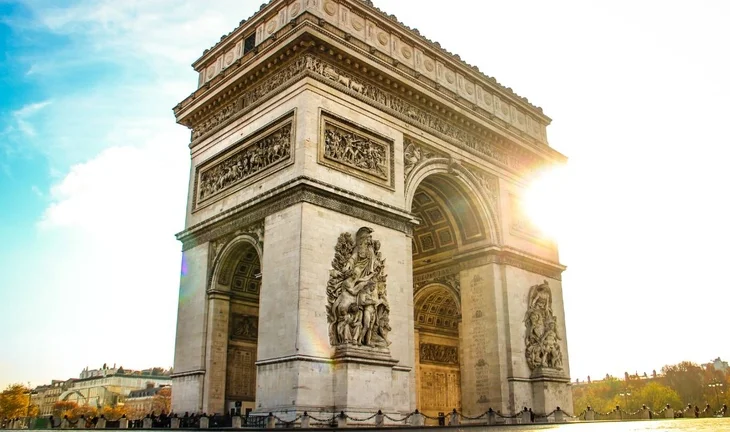 Goldman Sachs rented an extra office off the Champs-Élysées for its new French staff